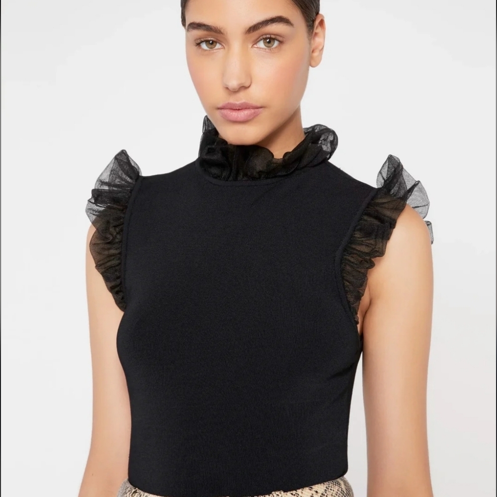 Alice + Olivia Women's Kerrie Ruffled Open Back Luxury Tank. Size XS - Picture 2 of 12